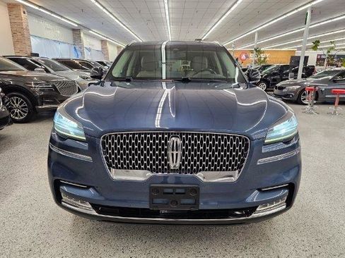 Used 2020 Lincoln Aviator Reserve w/ Equipment Group 201A AWD/4WD image 2