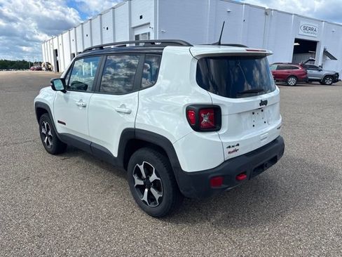 Used 2022 Jeep Renegade Trailhawk w/ Trailer Tow Group AWD/4WD image 4