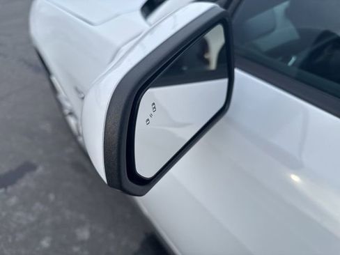 Used 2024 Ford Mustang GT Premium image 11