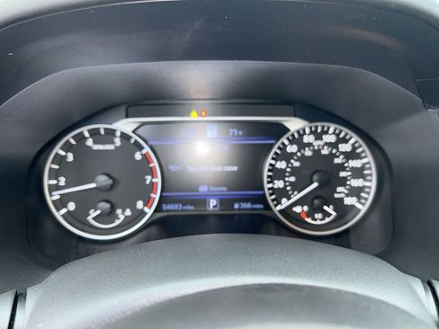 Used 2019 Nissan Altima 2.0 Edition One image 7