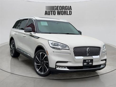 Used 2020 Lincoln Aviator Reserve w/ Equipment Group 202A AWD/4WD image 8