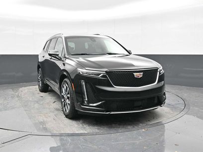 New 2025 Cadillac XT6 Sport w/ Technology Package