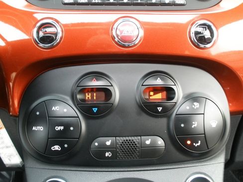 Used 2013 FIAT 500 Sport w/ Beats Audio Pkg FWD image 37