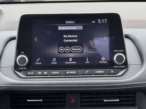 Certified 2023 Nissan Rogue SV FWD image 17