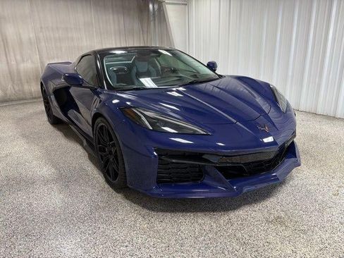 Used 2025 Chevrolet Corvette Z06 w/ Stealth Interior Trim Package image 2