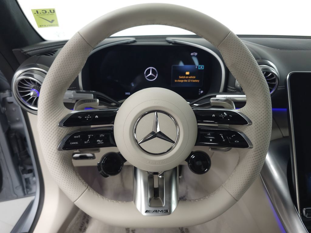 Used 2025 Mercedes-Benz SL 63 AMG 4MATIC image 13
