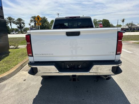 New 2026 Chevrolet Silverado 2500 LTZ w/ LTZ Plus Package AWD/4WD image 7