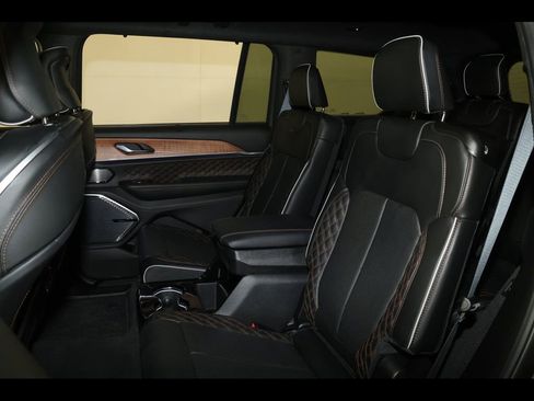New 2026 Jeep Grand Cherokee L Summit AWD/4WD image 28