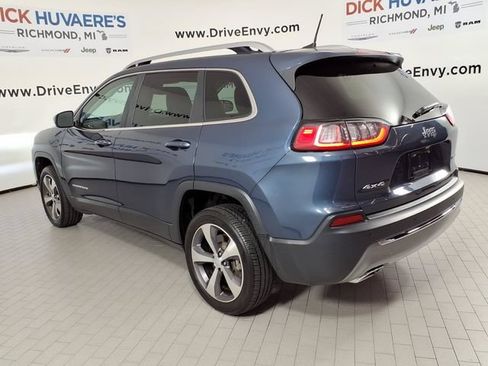 Used 2020 Jeep Cherokee Limited AWD/4WD image 6
