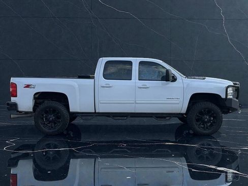 Used 2014 Chevrolet Silverado 3500 LTZ w/ Suspension Package, Off-Road image 5