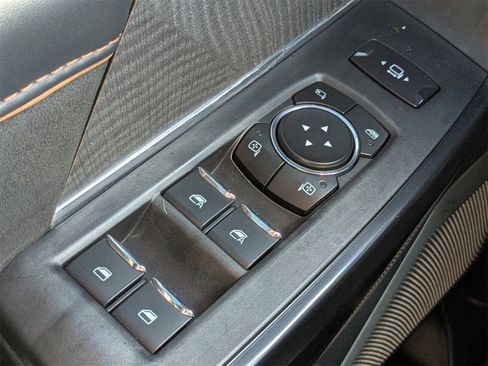 Used 2023 Ford F350 Platinum w/ FX4 Off-Road Package image 26