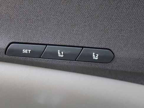 New 2026 Kia Carnival EX image 27