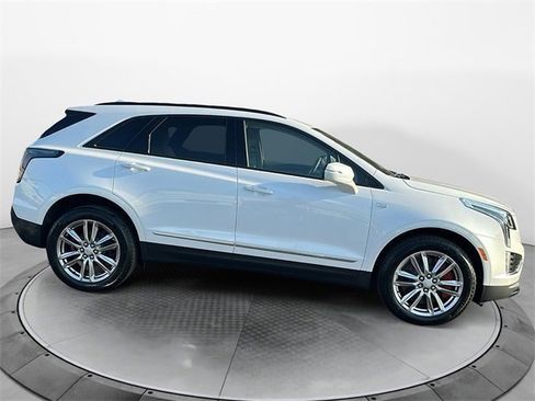 New 2025 Cadillac XT5 Sportv image 8