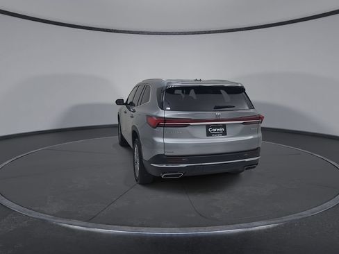 Used 2025 Buick Enclave Preferred FWD image 13