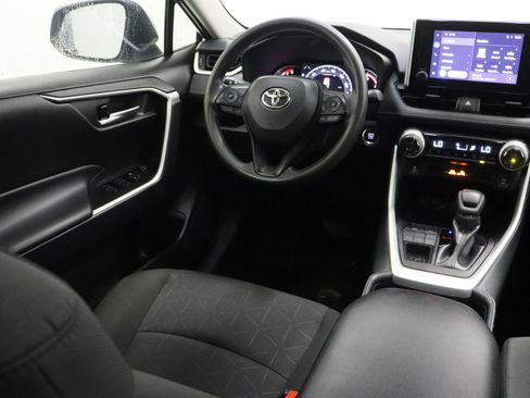 Used 2025 Toyota RAV4 XLE w/ Convenience Package AWD/4WD image 31