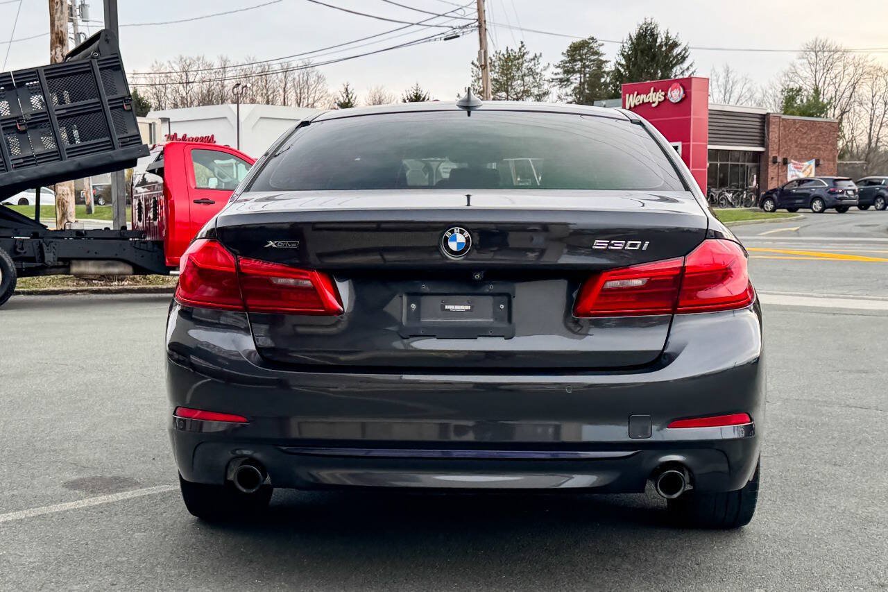 Used 2018 BMW 530i xDrive AWD/4WD image 5