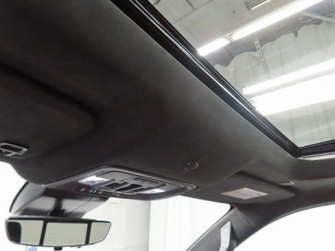 Used 2025 GMC Sierra 1500 Denali Ultimate image 29