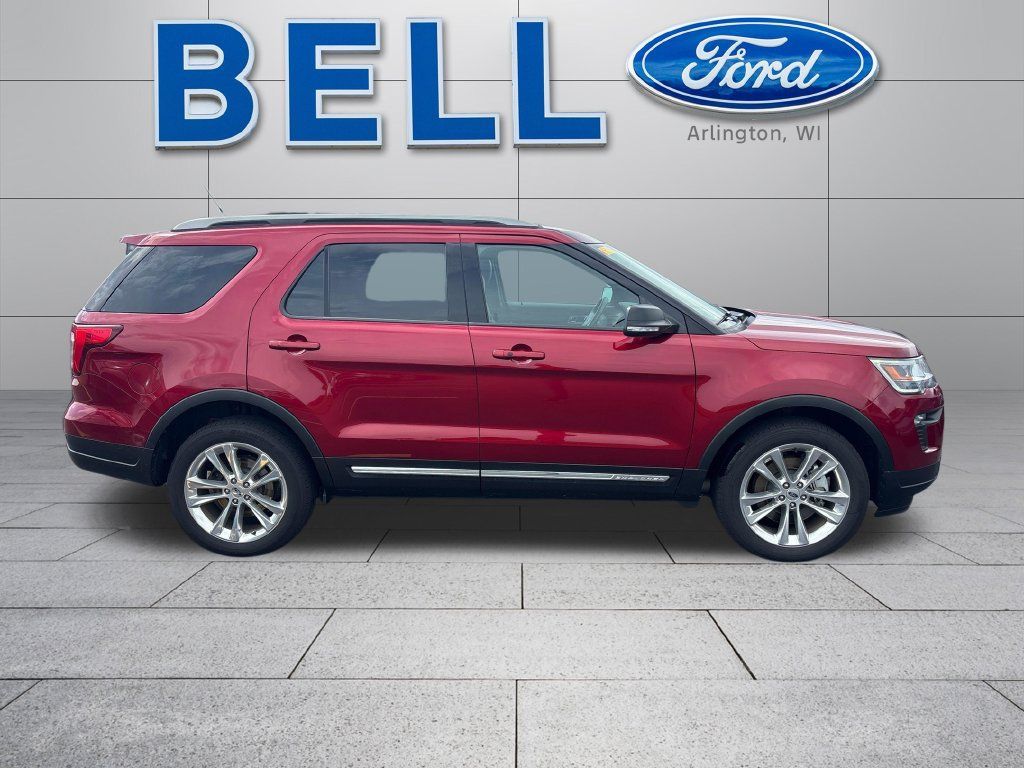 Used 2019 Ford Explorer XLT w/ Equipment Group 202A AWD/4WD image 2