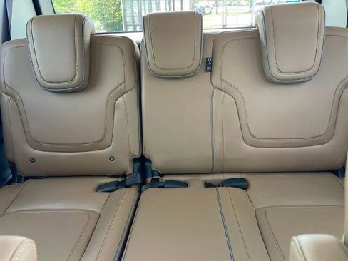 Certified 2026 INFINITI QX80 Luxe w/ Cargo Package AWD/4WD image 13