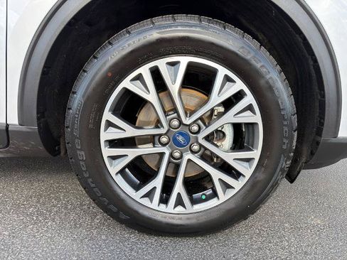 Certified 2020 Ford Escape SEL AWD/4WD image 6