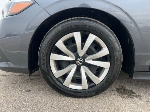 Used 2023 Honda Civic LX image 9