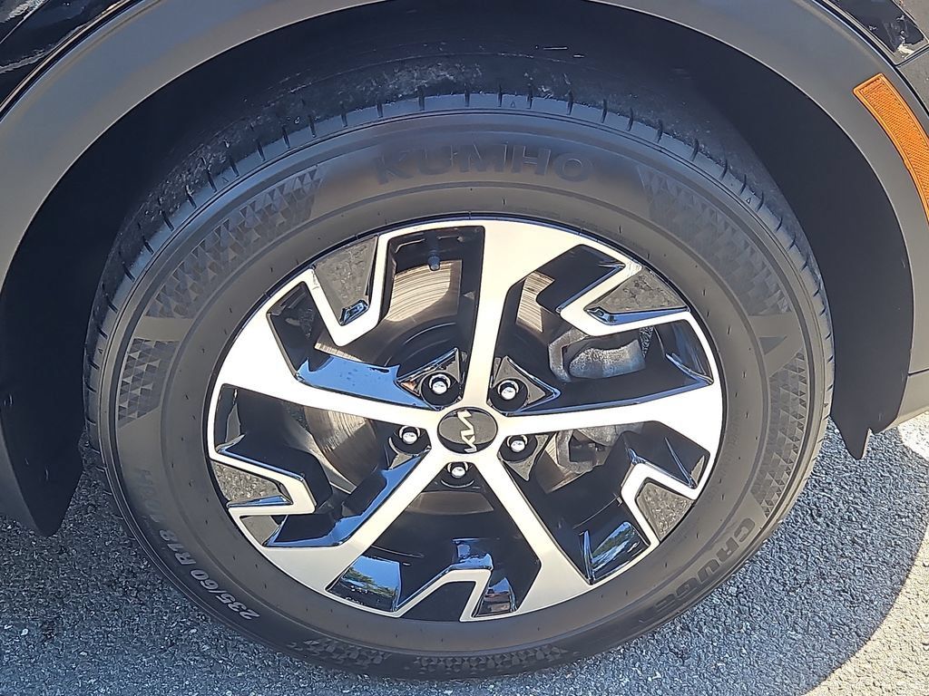 Certified 2024 Kia Sportage EX AWD/4WD image 10