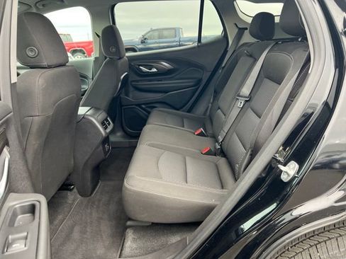 Used 2024 GMC Terrain SLE image 19