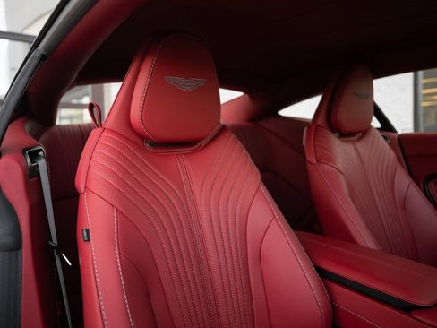 Used 2023 Aston Martin DB11 V12 image 31