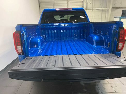 Used 2023 GMC Sierra 1500 Elevation image 10