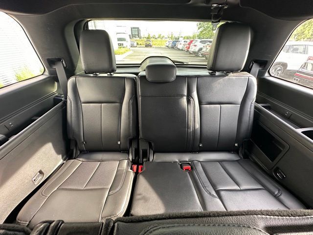 Used 2021 Ford Expedition XLT AWD/4WD image 28