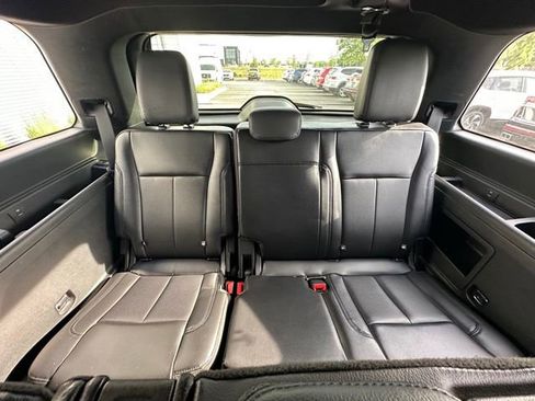 Used 2021 Ford Expedition XLT AWD/4WD image 28