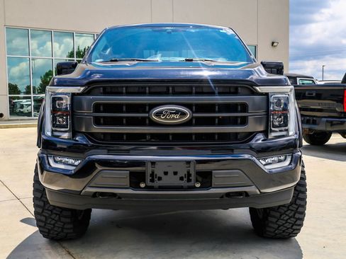 Used 2021 Ford F150 Lariat w/ Equipment Group 502A High AWD/4WD image 4