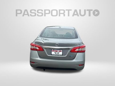 Used 2013 Nissan Sentra SV w/ Premium Pkg FWD image 7