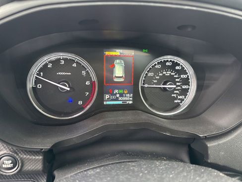 Used 2023 Subaru Forester Touring image 14