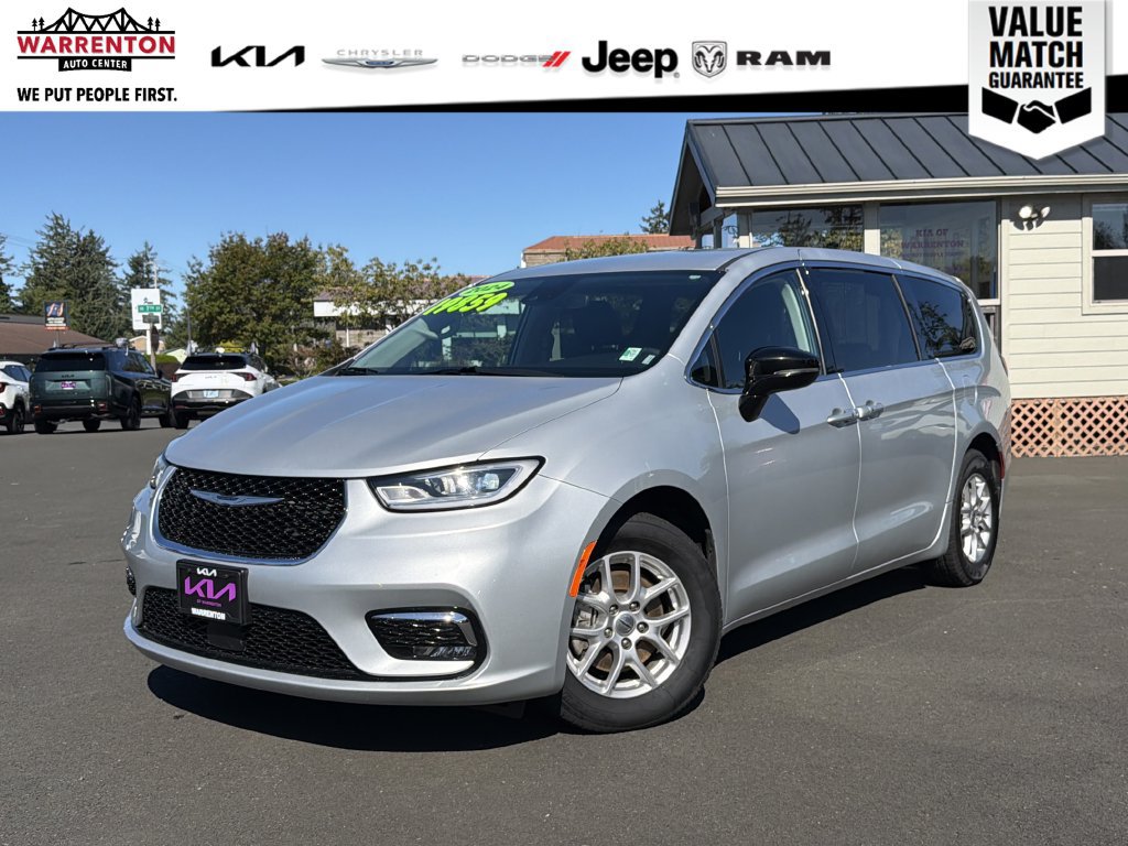 Used 2024 Chrysler Pacifica Touring-L FWD 360° Tour