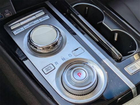 Used 2023 Genesis G80 2.5T image 23