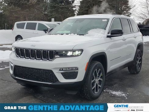 New 2025 Jeep Grand Cherokee Limited image 2
