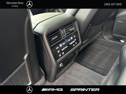 Used 2025 Porsche Cayenne Coupe AWD/4WD image 18