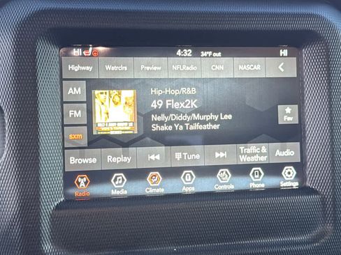 Used 2021 Jeep Gladiator Sport image 15