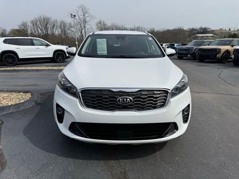 Used 2019 Kia Sorento EX image 2