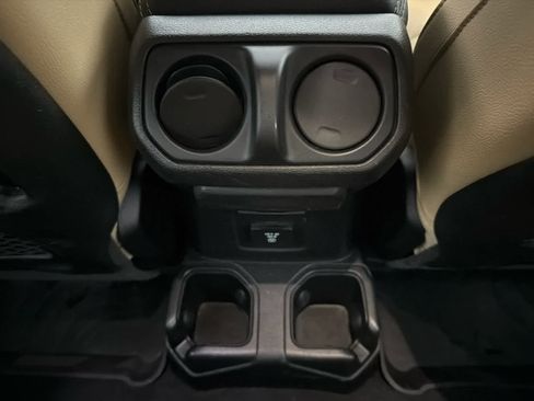 Used 2019 Jeep Wrangler Rubicon image 21