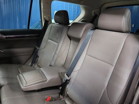 Used 2016 Lexus GX 460 Luxury image 22