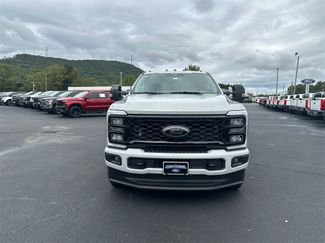 New 2026 Ford F250 Lariat w/ Black Appearance Package video 2
