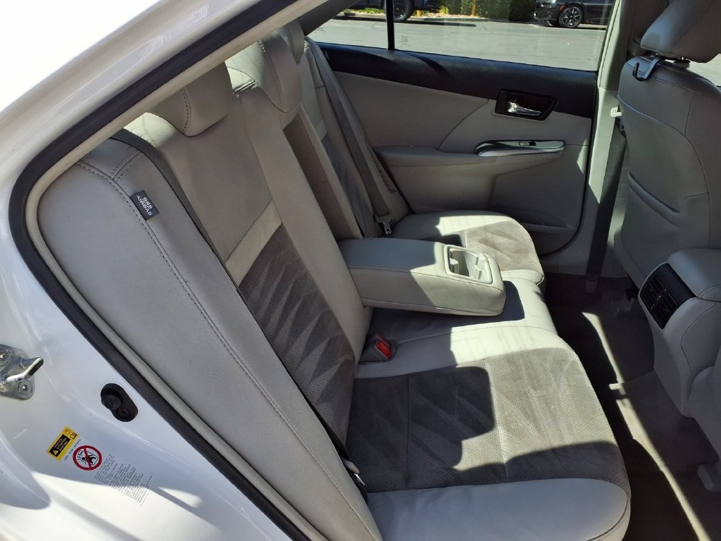 Used 2012 Toyota Camry XLE w/ Leather Pkg FWD image 25