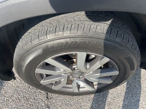 Used 2019 Honda Pilot EX image 9