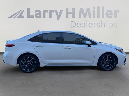 Used 2020 Toyota Corolla XSE w/ Carpet Mat Package (TMS) FWD image 6