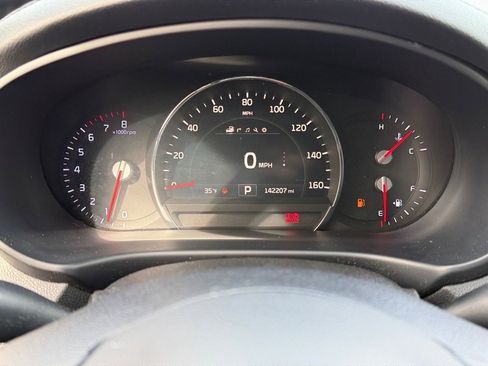 Used 2016 Kia Sorento SX image 23