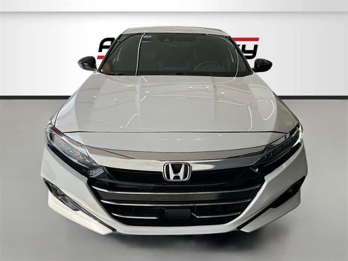 Used 2022 Honda Accord Sport image 2