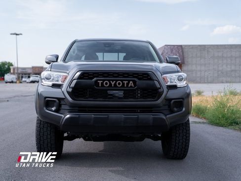Used 2023 Toyota Tacoma 4x4 Double Cab w/ Trail Edition image 4