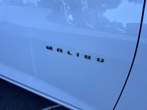 Used 2021 Chevrolet Malibu LS w/ Driver Confidence Package II image 15